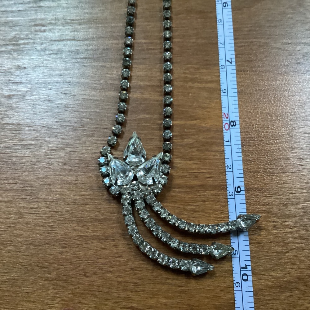 Vintage Rhinestone Necklace Silver-tone - Picture 4 of 8